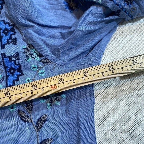 Avani Del Amour Sz Small Embroidered Floral Plaid Shirt Tunic Long Sleeve Button - Picture 5 of 8